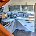 House Sabala 2 *